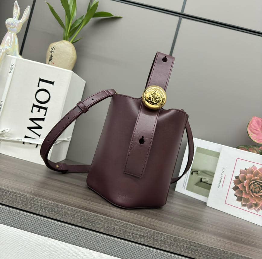 0001-New Pebble Bucket